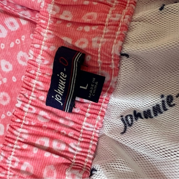 Johnnie-O Marco Swim Trunks 7" Pockets Mesh Lined Azalea Coral Pink Men’s Sz L - Picture 7 of 9